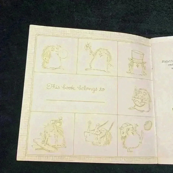 A set of two Vintage 1980s Mercer  Mayer books that include vinyl records - Picture 6 of 14